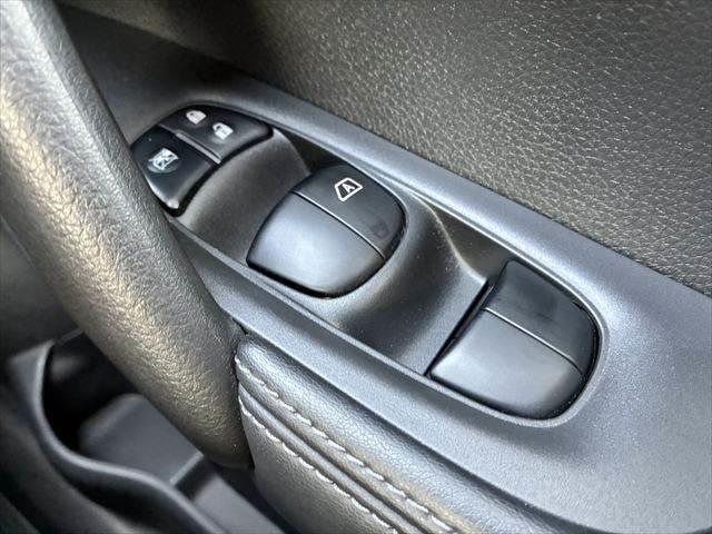 エクストレイル ２０Ｘｉ　ハイブリッド　エクストリーマーＸ　サンルーフ　４ＷＤ　禁煙車　純正ＳＤナビ　全周囲カメラ　レーダークルーズコントロール　デジタルインナーミラー　パワーバックドア　フルセグＴＶ　Ｂｌｕｅｔｏｏｔｈ　シートヒーター（40枚目）