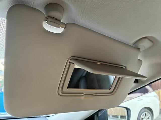 エクストレイル ２０Ｘｉ　ハイブリッド　エクストリーマーＸ　サンルーフ　４ＷＤ　禁煙車　純正ＳＤナビ　全周囲カメラ　レーダークルーズコントロール　デジタルインナーミラー　パワーバックドア　フルセグＴＶ　Ｂｌｕｅｔｏｏｔｈ　シートヒーター（43枚目）