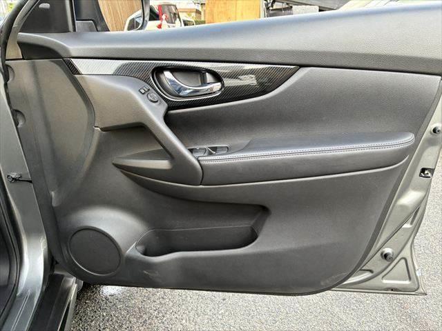 エクストレイル ２０Ｘｉ　ハイブリッド　エクストリーマーＸ　サンルーフ　４ＷＤ　禁煙車　純正ＳＤナビ　全周囲カメラ　レーダークルーズコントロール　デジタルインナーミラー　パワーバックドア　フルセグＴＶ　Ｂｌｕｅｔｏｏｔｈ　シートヒーター（50枚目）