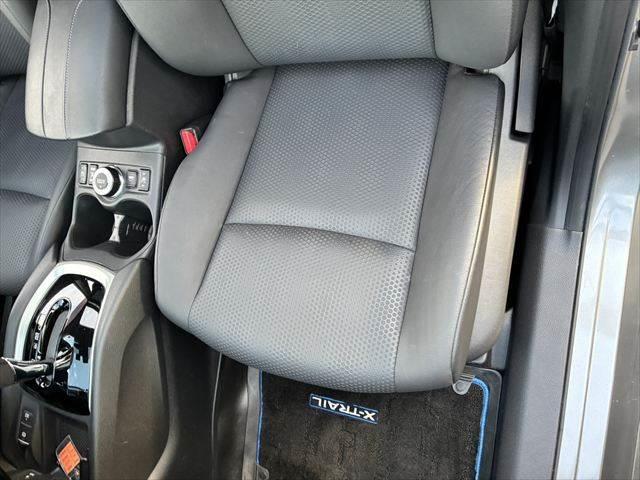 エクストレイル ２０Ｘｉ　ハイブリッド　エクストリーマーＸ　サンルーフ　４ＷＤ　禁煙車　純正ＳＤナビ　全周囲カメラ　レーダークルーズコントロール　デジタルインナーミラー　パワーバックドア　フルセグＴＶ　Ｂｌｕｅｔｏｏｔｈ　シートヒーター（58枚目）