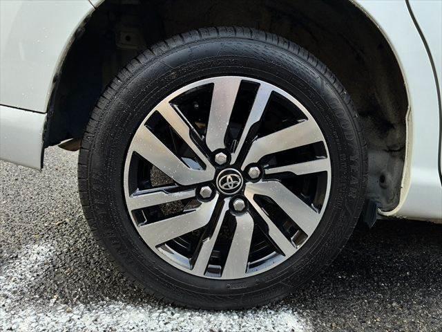 ルーミー カスタムＧ＿Ｓ　ユーザー買取車　純正９インチナビ　バックカメラ　禁煙車　衝突軽減ブレーキ　クルーズコントロール　フルセグＴＶ　両側パワースライドドア　Ｂｌｕｅｔｏｏｔｈ　ＬＥＤヘッドランプ　シートヒーター　ＥＴＣ（29枚目）