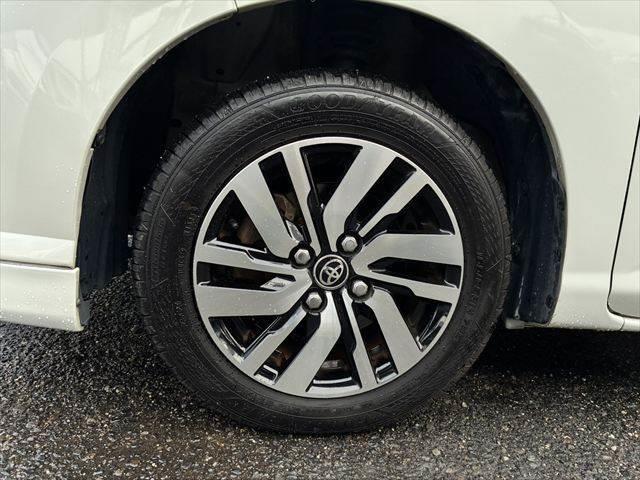 ルーミー カスタムＧ＿Ｓ　ユーザー買取車　純正９インチナビ　バックカメラ　禁煙車　衝突軽減ブレーキ　クルーズコントロール　フルセグＴＶ　両側パワースライドドア　Ｂｌｕｅｔｏｏｔｈ　ＬＥＤヘッドランプ　シートヒーター　ＥＴＣ（31枚目）