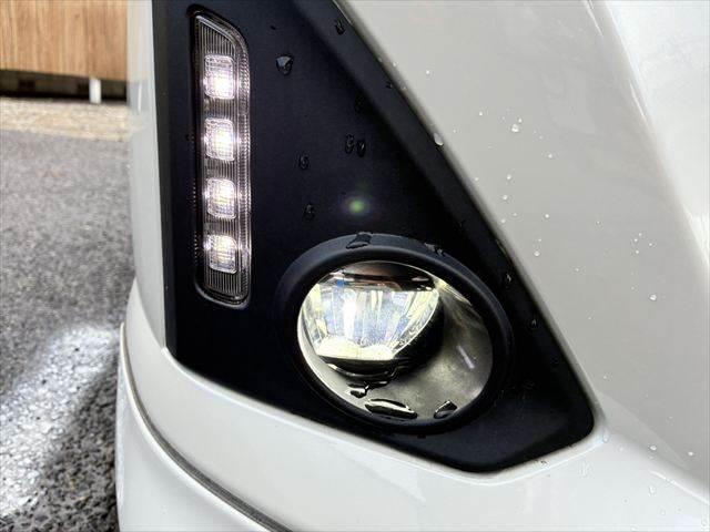 ルーミー カスタムＧ＿Ｓ　ユーザー買取車　純正９インチナビ　バックカメラ　禁煙車　衝突軽減ブレーキ　クルーズコントロール　フルセグＴＶ　両側パワースライドドア　Ｂｌｕｅｔｏｏｔｈ　ＬＥＤヘッドランプ　シートヒーター　ＥＴＣ（33枚目）