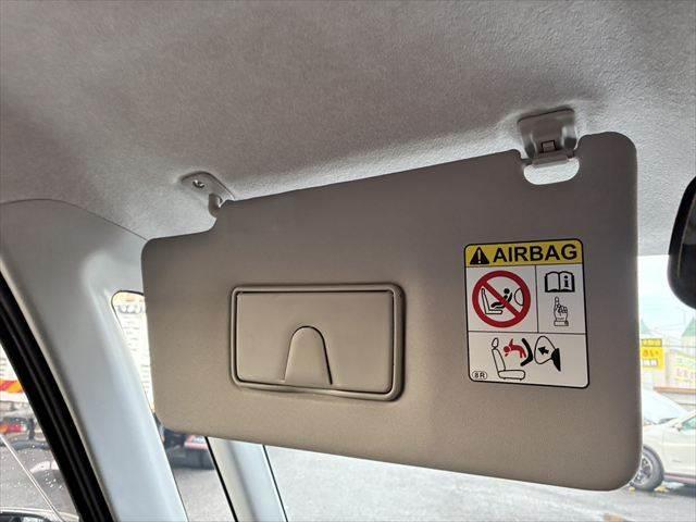 ルーミー カスタムＧ＿Ｓ　ユーザー買取車　純正９インチナビ　バックカメラ　禁煙車　衝突軽減ブレーキ　クルーズコントロール　フルセグＴＶ　両側パワースライドドア　Ｂｌｕｅｔｏｏｔｈ　ＬＥＤヘッドランプ　シートヒーター　ＥＴＣ（46枚目）