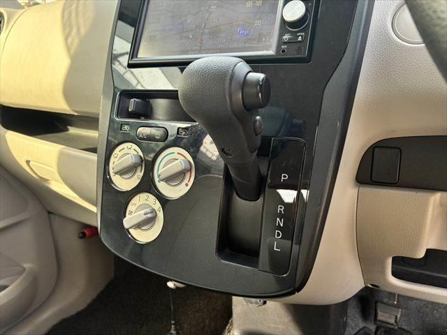 デイズ J バックカメラ 純正SDナビ 禁煙車 ETC ドライブレコーダー 地デジTV キーレス 盗難防止装置 CDチェンジャー レベライザー ベンチシート ハロゲンランプ 電動格納ミラー(30枚目)