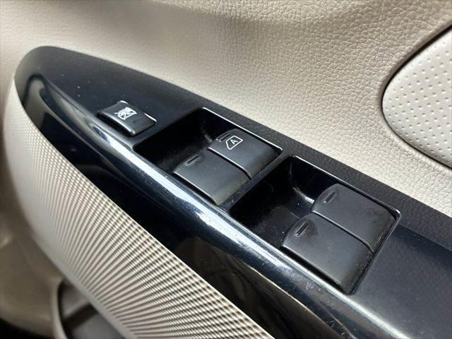 デイズ J バックカメラ 純正SDナビ 禁煙車 ETC ドライブレコーダー 地デジTV キーレス 盗難防止装置 CDチェンジャー レベライザー ベンチシート ハロゲンランプ 電動格納ミラー(35枚目)