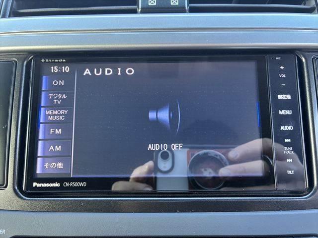 ランドクルーザープラド TX SDナビ バックカメラ 禁煙車 ルーフレール ETC フルセグTV LEDヘッドライト Bluetooth 純正17インチアルミホイール スマートキー CDチェンジャー フォグランプ 電動格納ミラー(5枚目)