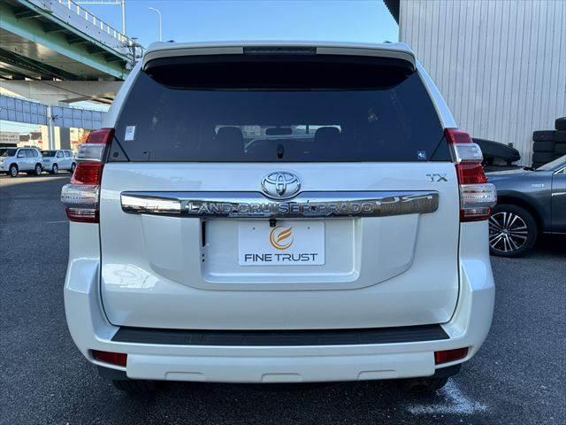 ランドクルーザープラド TX SDナビ バックカメラ 禁煙車 ルーフレール ETC フルセグTV LEDヘッドライト Bluetooth 純正17インチアルミホイール スマートキー CDチェンジャー フォグランプ 電動格納ミラー(20枚目)