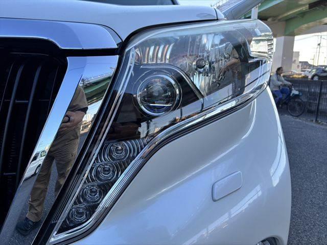 ランドクルーザープラド TX SDナビ バックカメラ 禁煙車 ルーフレール ETC フルセグTV LEDヘッドライト Bluetooth 純正17インチアルミホイール スマートキー CDチェンジャー フォグランプ 電動格納ミラー(23枚目)