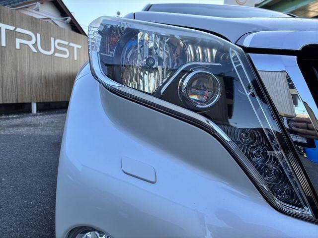 ランドクルーザープラド TX SDナビ バックカメラ 禁煙車 ルーフレール ETC フルセグTV LEDヘッドライト Bluetooth 純正17インチアルミホイール スマートキー CDチェンジャー フォグランプ 電動格納ミラー(24枚目)