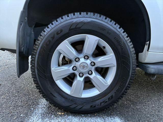 ランドクルーザープラド TX SDナビ バックカメラ 禁煙車 ルーフレール ETC フルセグTV LEDヘッドライト Bluetooth 純正17インチアルミホイール スマートキー CDチェンジャー フォグランプ 電動格納ミラー(29枚目)