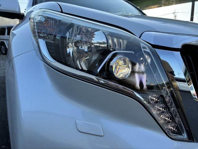 ランドクルーザープラド TX SDナビ バックカメラ 禁煙車 ルーフレール ETC フルセグTV LEDヘッドライト Bluetooth 純正17インチアルミホイール スマートキー CDチェンジャー フォグランプ 電動格納ミラー(32枚目)