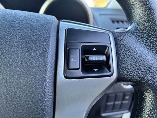 ランドクルーザープラド TX SDナビ バックカメラ 禁煙車 ルーフレール ETC フルセグTV LEDヘッドライト Bluetooth 純正17インチアルミホイール スマートキー CDチェンジャー フォグランプ 電動格納ミラー(39枚目)