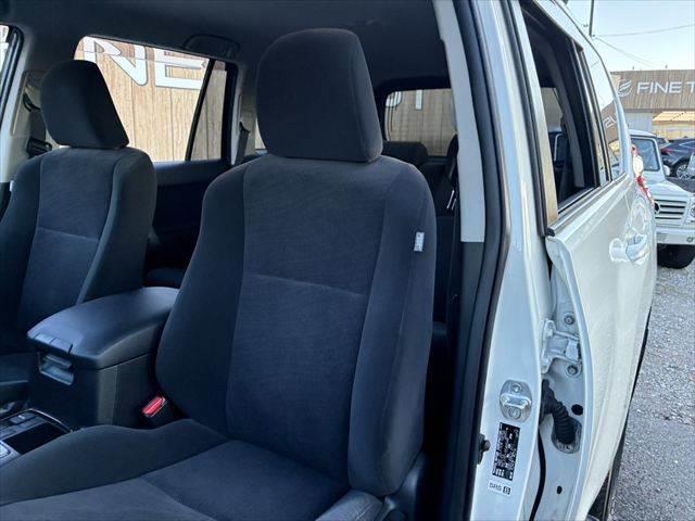 ランドクルーザープラド TX SDナビ バックカメラ 禁煙車 ルーフレール ETC フルセグTV LEDヘッドライト Bluetooth 純正17インチアルミホイール スマートキー CDチェンジャー フォグランプ 電動格納ミラー(56枚目)