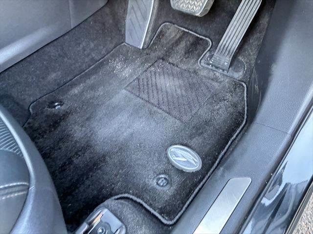 ハリアー Z レザーパッケージ 本革シート 禁煙車 純正12.3インチナビ 全方位カメラ JBLサウンド クルーズコントロール パワーシート シートエアコン シートヒータ Bluetooth フルセグ 衝突軽減ブレーキ ETC2.0(49枚目)