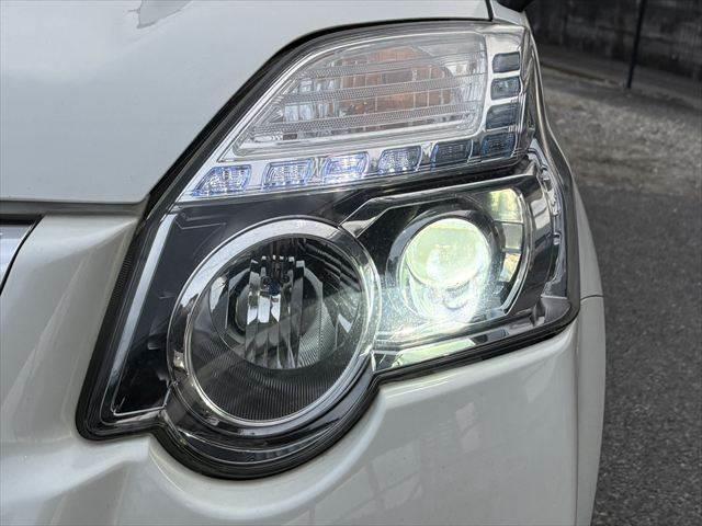 エクストレイル ２０ＧＴ　ディーゼル車　メモリーナビ　Ｂカメラ　禁煙車　シートヒーター　ＥＴＣ　クルーズコントロール　地デジＴＶ　Ｂｌｕｅｔｏｏｔｈ　ＨＩＤヘッドライト　スマートキー　ルーフレール　４ＷＤ　ダウンヒルスタート（11枚目）