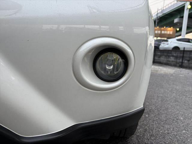 エクストレイル ２０ＧＴ　ディーゼル車　メモリーナビ　Ｂカメラ　禁煙車　シートヒーター　ＥＴＣ　クルーズコントロール　地デジＴＶ　Ｂｌｕｅｔｏｏｔｈ　ＨＩＤヘッドライト　スマートキー　ルーフレール　４ＷＤ　ダウンヒルスタート（22枚目）