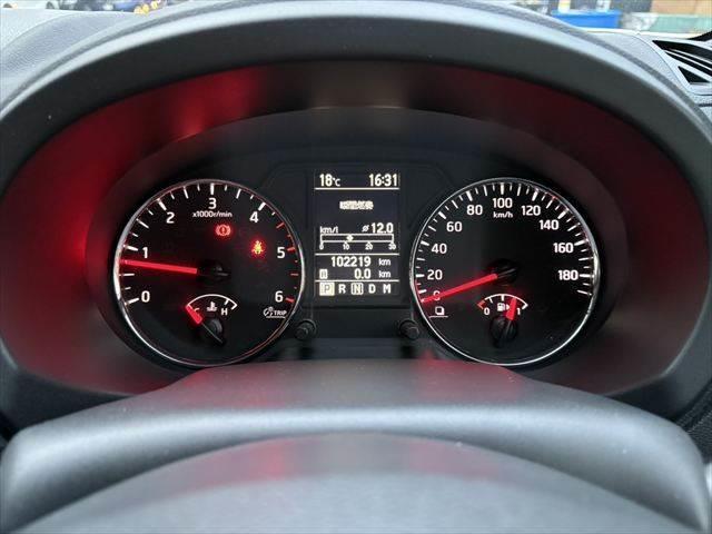 エクストレイル ２０ＧＴ　ディーゼル車　メモリーナビ　Ｂカメラ　禁煙車　シートヒーター　ＥＴＣ　クルーズコントロール　地デジＴＶ　Ｂｌｕｅｔｏｏｔｈ　ＨＩＤヘッドライト　スマートキー　ルーフレール　４ＷＤ　ダウンヒルスタート（36枚目）