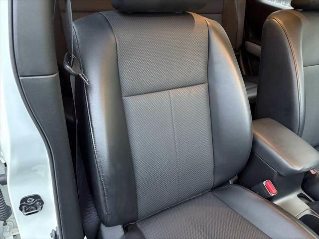 エクストレイル ２０ＧＴ　ディーゼル車　メモリーナビ　Ｂカメラ　禁煙車　シートヒーター　ＥＴＣ　クルーズコントロール　地デジＴＶ　Ｂｌｕｅｔｏｏｔｈ　ＨＩＤヘッドライト　スマートキー　ルーフレール　４ＷＤ　ダウンヒルスタート（48枚目）