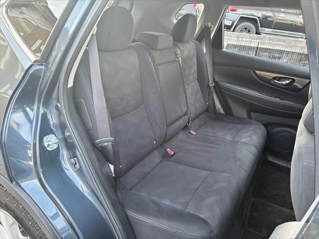 エクストレイル ２０Ｘ　ハイブリッド　エマージェンシーブレーキＰ　４ＷＤ　禁煙車　純正ＳＤナビ　バックカメラ　フルセグテレビ　ＥＴＣ　ＬＥＤヘッドライト　シートヒーター　衝突軽減ブレーキ　ダウンヒルスタートアシスト　スマートキー　オートエアコン　純正１７インチアルミ（8枚目）