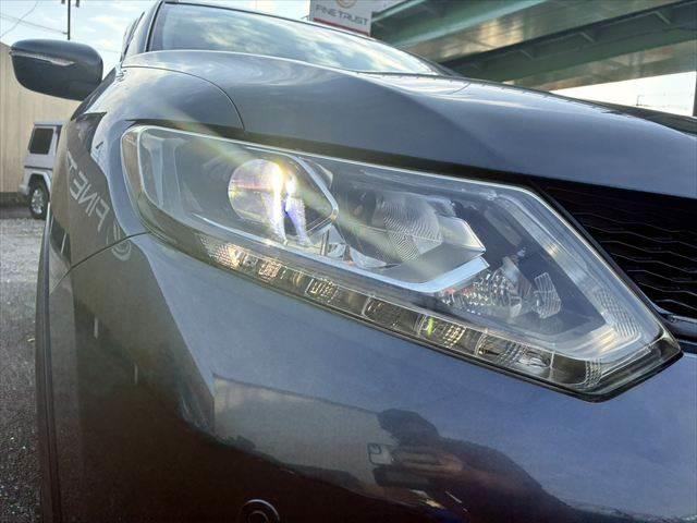 エクストレイル ２０Ｘ　ハイブリッド　エマージェンシーブレーキＰ　４ＷＤ　禁煙車　純正ＳＤナビ　バックカメラ　フルセグテレビ　ＥＴＣ　ＬＥＤヘッドライト　シートヒーター　衝突軽減ブレーキ　ダウンヒルスタートアシスト　スマートキー　オートエアコン　純正１７インチアルミ（27枚目）