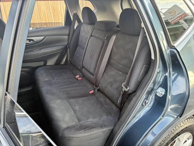 エクストレイル ２０Ｘ　ハイブリッド　エマージェンシーブレーキＰ　４ＷＤ　禁煙車　純正ＳＤナビ　バックカメラ　フルセグテレビ　ＥＴＣ　ＬＥＤヘッドライト　シートヒーター　衝突軽減ブレーキ　ダウンヒルスタートアシスト　スマートキー　オートエアコン　純正１７インチアルミ（29枚目）