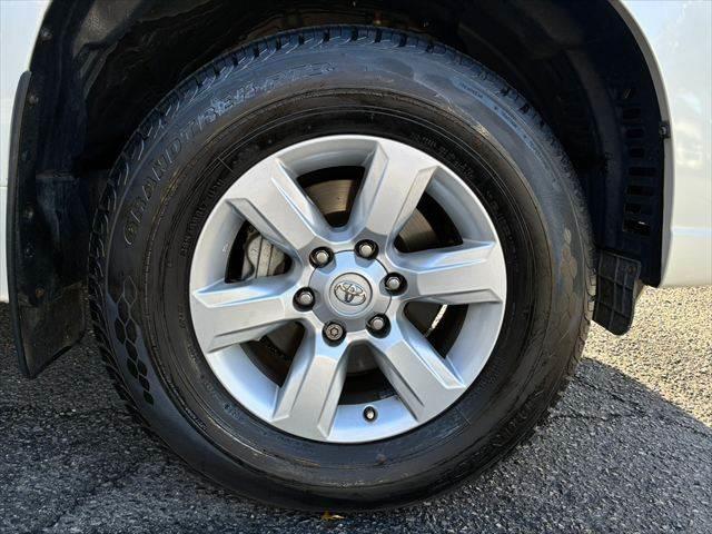 ランドクルーザープラド TX 4WD ディーゼル純正17インチアルミホイール バックカメラ 純正SDナビ ETC ブルートゥース フルセグTV LEDヘッドライト スマートキー ヒルディセントコントロール 盗難防止装置(15枚目)