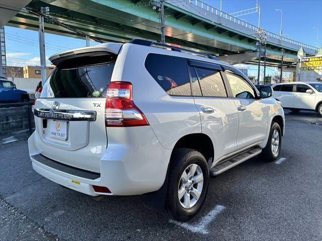 ランドクルーザープラド TX 4WD ディーゼル純正17インチアルミホイール バックカメラ 純正SDナビ ETC ブルートゥース フルセグTV LEDヘッドライト スマートキー ヒルディセントコントロール 盗難防止装置(19枚目)