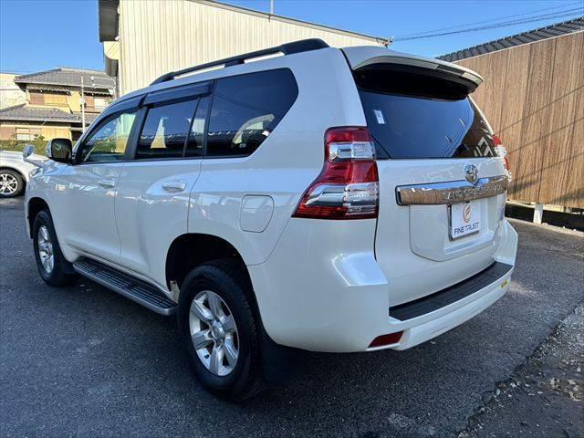 ランドクルーザープラド TX 4WD ディーゼル純正17インチアルミホイール バックカメラ 純正SDナビ ETC ブルートゥース フルセグTV LEDヘッドライト スマートキー ヒルディセントコントロール 盗難防止装置(21枚目)