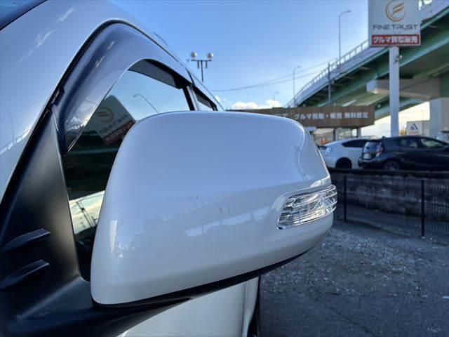 ランドクルーザープラド TX 4WD ディーゼル純正17インチアルミホイール バックカメラ 純正SDナビ ETC ブルートゥース フルセグTV LEDヘッドライト スマートキー ヒルディセントコントロール 盗難防止装置(27枚目)