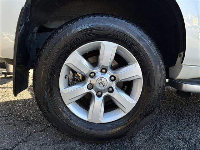 ランドクルーザープラド TX 4WD ディーゼル純正17インチアルミホイール バックカメラ 純正SDナビ ETC ブルートゥース フルセグTV LEDヘッドライト スマートキー ヒルディセントコントロール 盗難防止装置(29枚目)