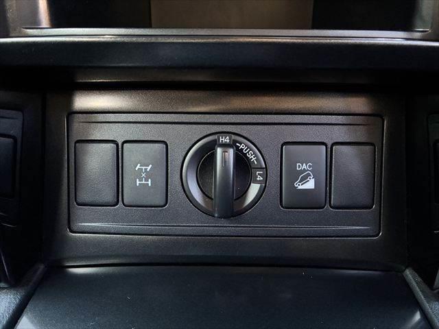 ランドクルーザープラド TX 4WD ディーゼル純正17インチアルミホイール バックカメラ 純正SDナビ ETC ブルートゥース フルセグTV LEDヘッドライト スマートキー ヒルディセントコントロール 盗難防止装置(38枚目)