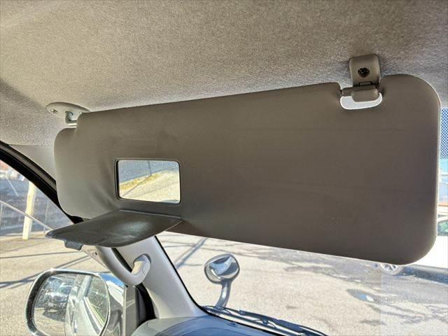 ハイエースバン ロングスーパーGL 禁煙車 バックカメラ モデリスタエアロ スマートキー オートエアコン LEDヘッドライト 盗難防止装置 フォグランプ USBポート 電動格納ミラー 横滑り防止装置 パワーウィンドウ パワーステアリング(40枚目)