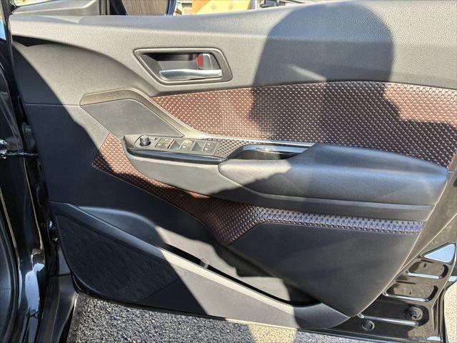 C-HR G モデリスタエアロ 禁煙車 純正9インチSDナビ バックカメラ レーダークルーズコントロール Bluetooth フルセグTV LEDヘッドライト シートヒーター 衝突軽減ブレーキ クリアランスソナー(51枚目)