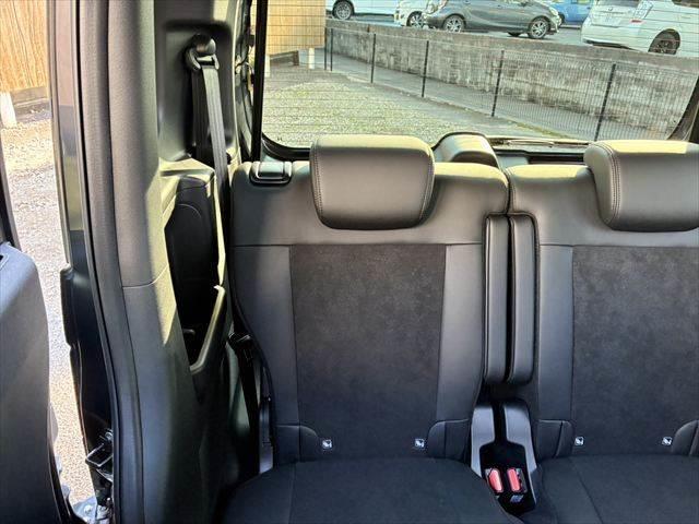 N-BOXカスタム ターボ 禁煙車 両側パワースライドドア 純正9インチナビ 全方位カメラ レーダークルーズコントロール Bluetooth 衝突軽減ブレーキ フルセグTV ETC MTモード シートヒーター LEDヘッドライト(51枚目)