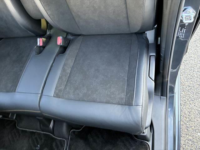 N-BOXカスタム ターボ 禁煙車 両側パワースライドドア 純正9インチナビ 全方位カメラ レーダークルーズコントロール Bluetooth 衝突軽減ブレーキ フルセグTV ETC MTモード シートヒーター LEDヘッドライト(55枚目)