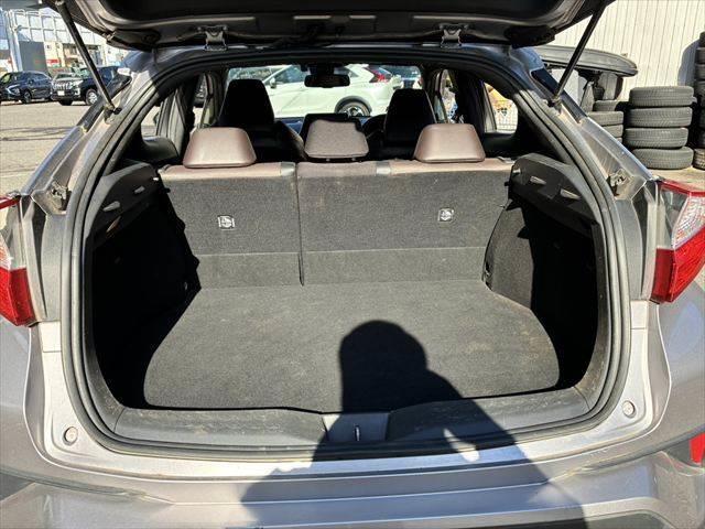 C-HR G 純正9インチナビ バックカメラ レーダークルーズコントロール Bluetooth フルセグTV ETC シートヒーター ハーフレザー LEDヘッドライト ブラインドスポットモニター コーナーセンサー(10枚目)