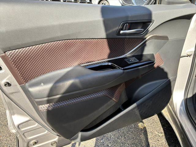 C-HR G 純正9インチナビ バックカメラ レーダークルーズコントロール Bluetooth フルセグTV ETC シートヒーター ハーフレザー LEDヘッドライト ブラインドスポットモニター コーナーセンサー(57枚目)