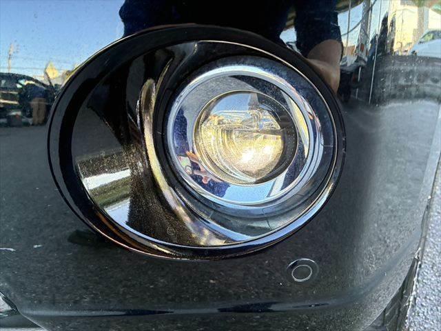 ランドクルーザープラド TX Lパッケージ 4WD サンルーフ 禁煙車 バックカメラ クルーズコントロール Bluetooth 本革シート シートヒーター コーナーセンサー LEDヘッドライト メモリーナビ 3列シート フルセグ スマートキー(15枚目)