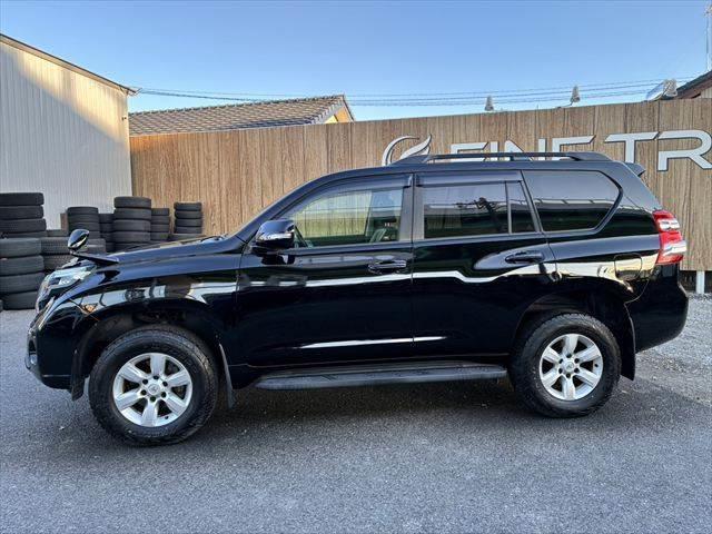 ランドクルーザープラド TX Lパッケージ 4WD サンルーフ 禁煙車 バックカメラ クルーズコントロール Bluetooth 本革シート シートヒーター コーナーセンサー LEDヘッドライト メモリーナビ 3列シート フルセグ スマートキー(23枚目)