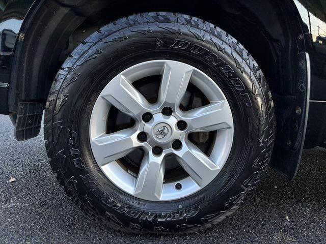 ランドクルーザープラド TX Lパッケージ 4WD サンルーフ 禁煙車 バックカメラ クルーズコントロール Bluetooth 本革シート シートヒーター コーナーセンサー LEDヘッドライト メモリーナビ 3列シート フルセグ スマートキー(32枚目)