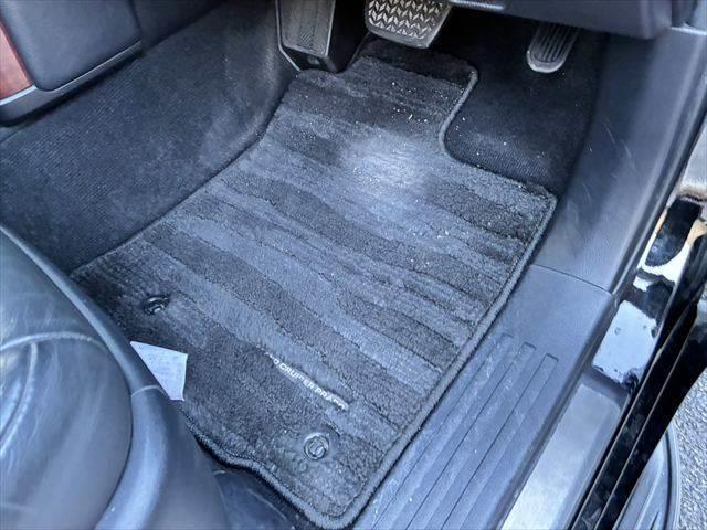 ランドクルーザープラド TX Lパッケージ 4WD サンルーフ 禁煙車 バックカメラ クルーズコントロール Bluetooth 本革シート シートヒーター コーナーセンサー LEDヘッドライト メモリーナビ 3列シート フルセグ スマートキー(51枚目)