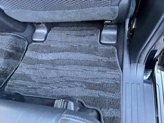 ランドクルーザープラド TX Lパッケージ 4WD サンルーフ 禁煙車 バックカメラ クルーズコントロール Bluetooth 本革シート シートヒーター コーナーセンサー LEDヘッドライト メモリーナビ 3列シート フルセグ スマートキー(52枚目)