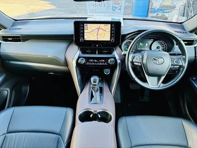 ハリアーハイブリッド G レーダークルーズコントロール デジタルインナーミラー パワーバックドア 純正8インチディスプレイオーディオ ETC 禁煙車 Bカメラ パワーシート Bluetooth 地デジTV LEDヘッドライト(3枚目)