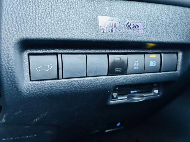 ハリアーハイブリッド G レーダークルーズコントロール デジタルインナーミラー パワーバックドア 純正8インチディスプレイオーディオ ETC 禁煙車 Bカメラ パワーシート Bluetooth 地デジTV LEDヘッドライト(8枚目)