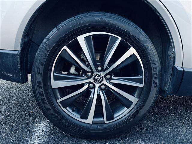 ハリアーハイブリッド G レーダークルーズコントロール デジタルインナーミラー パワーバックドア 純正8インチディスプレイオーディオ ETC 禁煙車 Bカメラ パワーシート Bluetooth 地デジTV LEDヘッドライト(29枚目)