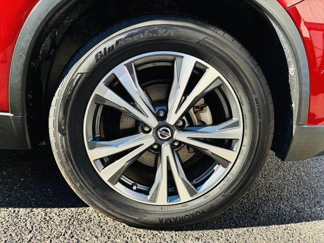 エクストレイル ２０Ｘｉ　純正９インチナビ　ブラインドスポットモニター　プロパイロット　電子インナーミラー　電動リアゲート　ＥＴＣ　４ＷＤ　禁煙車　アラウンドビューモニター　Ｂｌｕｅｔｏｏｔｈ　フルセグＴＶ　ＬＥＤヘッドライト（14枚目）