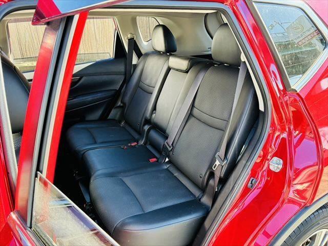 エクストレイル ２０Ｘｉ　純正９インチナビ　ブラインドスポットモニター　プロパイロット　電子インナーミラー　電動リアゲート　ＥＴＣ　４ＷＤ　禁煙車　アラウンドビューモニター　Ｂｌｕｅｔｏｏｔｈ　フルセグＴＶ　ＬＥＤヘッドライト（34枚目）