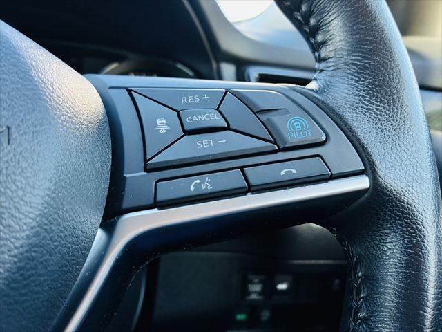 エクストレイル ２０Ｘｉ　純正９インチナビ　ブラインドスポットモニター　プロパイロット　電子インナーミラー　電動リアゲート　ＥＴＣ　４ＷＤ　禁煙車　アラウンドビューモニター　Ｂｌｕｅｔｏｏｔｈ　フルセグＴＶ　ＬＥＤヘッドライト（38枚目）