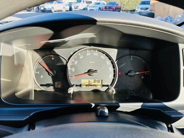 ハイエースバン ロングＤＸ　純正ＳＤナビ　Ｂｌｕｅｔｏｏｔｈ　両側スライドドア　ＥＴＣ　バックカメラ　禁煙車　フルセグＴＶ　キーレス　ドライブレコーダー　ＣＤチェンジャー　ＤＶＤ再生　ハロゲンランプ（29枚目）